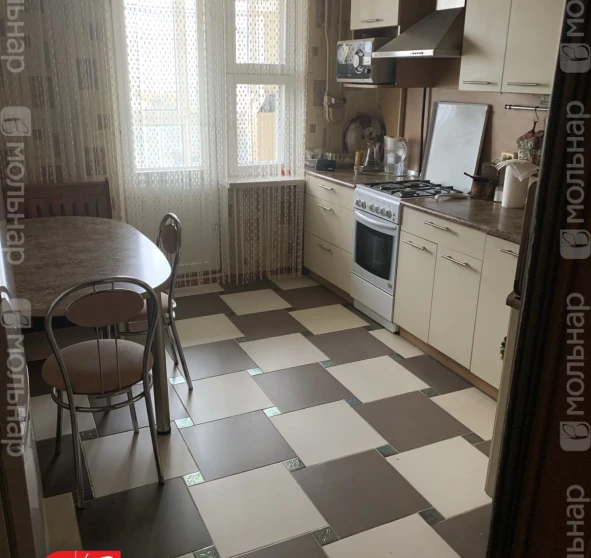 Foto 1. Tres Ambientes piso, en venta. Minsk Фрунзенский