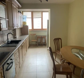 Foto 4. Tres Ambientes piso, en venta. Kyiv Деснянский