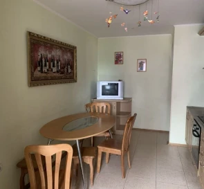 Foto 3. Tres Ambientes piso, en venta. Kyiv Деснянский