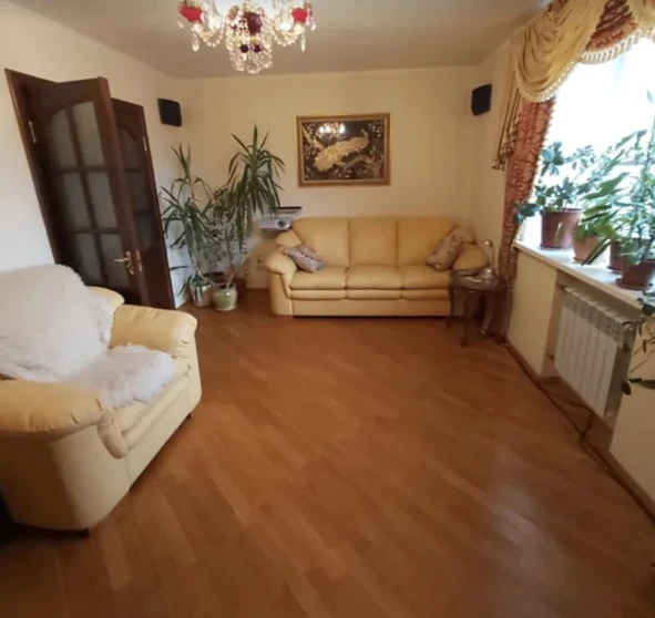 Фото 1. Трикімнатна квартира, продаж. Київ Голосеевский, Деміївська