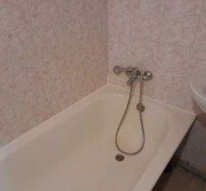 Foto 4. Dos Ambientes piso, para alquilar. Poltava