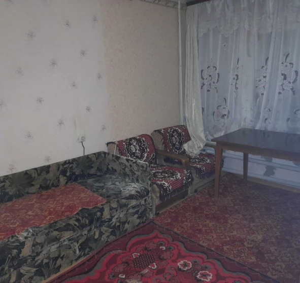 Foto 1. Dos Ambientes piso, para alquilar. Poltava