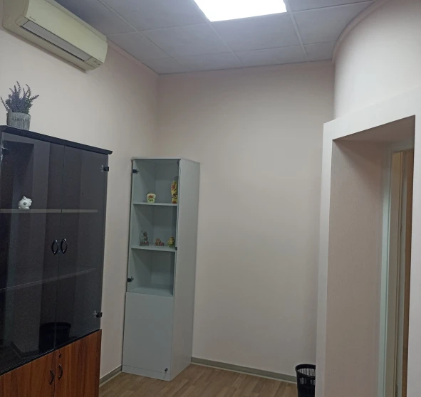 Photo 1. Office, to rent. Dnipro Шевченковский