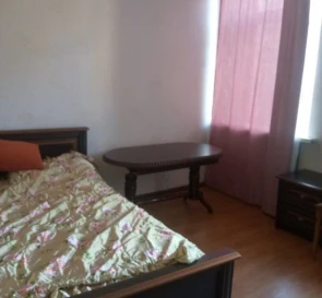 Foto 3. Tres Ambientes piso, para alquilar. Poltava Киевский