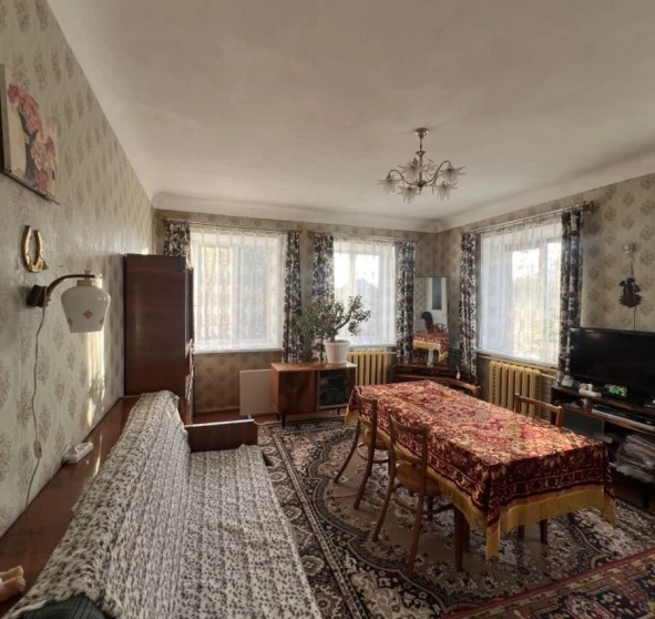 Foto 1. Casa, para alquilar. Poltava