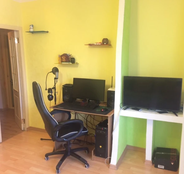 Photo 1. One-Room flat, to rent. Poltava Подольский
