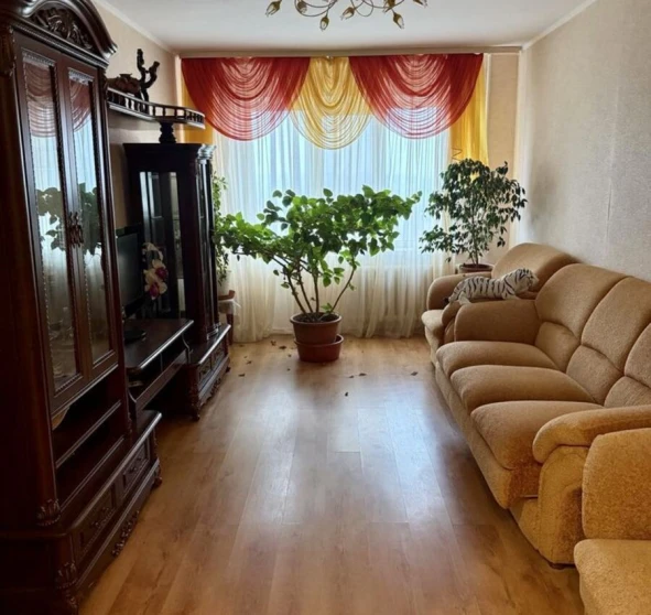 Foto 1. Dos Ambientes piso, para alquilar. Poltava