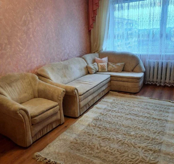 Photo 1. Three-Room flat, to rent. Poltava Подольский