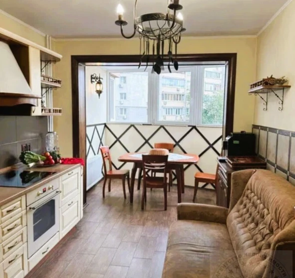 Photo 1. Three-Room flat, for sale. Kyiv Шевченковский, Vokzalna