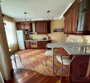 Foto 2. Dos Ambientes piso, en venta. Kyiv Подольский, Kontraktova ploshcha