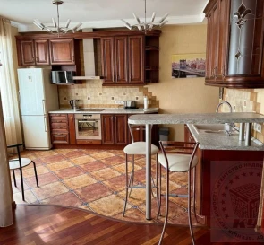 Foto 3. Dos Ambientes piso, en venta. Kyiv Подольский, Kontraktova ploshcha