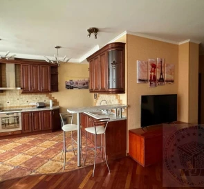 Foto 4. Dos Ambientes piso, en venta. Kyiv Подольский, Kontraktova ploshcha