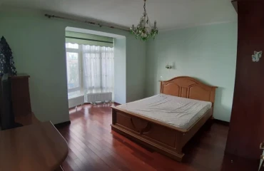 Фото Двокімнатна квартира, продаж. Київ Голосеевский, Іподром
