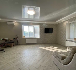 Foto 2. Casa, para alquilar. Poltava