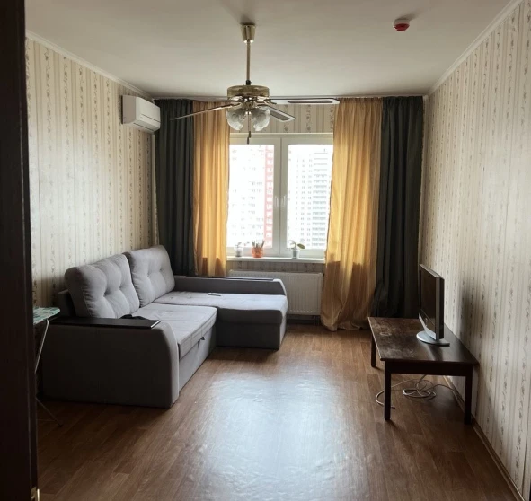 Photo 1. One-Room flat, to rent. Kyiv Дарницкий