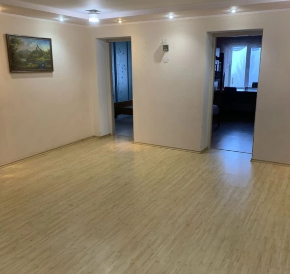 Photo 1. Three-Room flat, to rent. Poltava Шевченковский (Октябрьский)