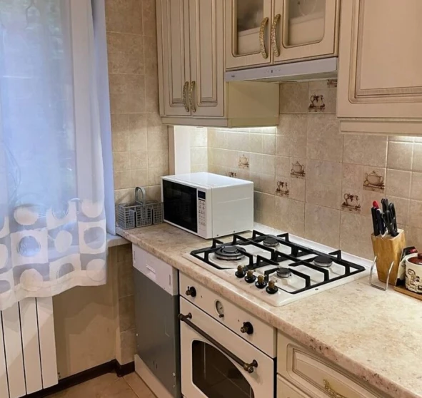Photo 1. Three-Room flat, for sale. Kyiv Голосеевский, Vasylkivska