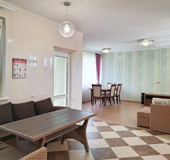 Foto 1. Casa Adosada, en venta. Novi Petrivtsi