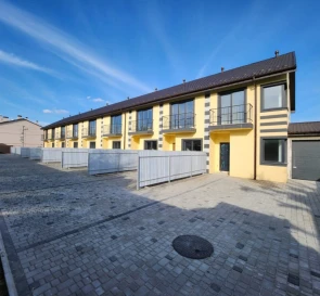Photo 2. Townhouse, for sale. Horenychi