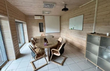 Foto Comercial, para alquilar. Kyiv Дарницкий район, Osokorky