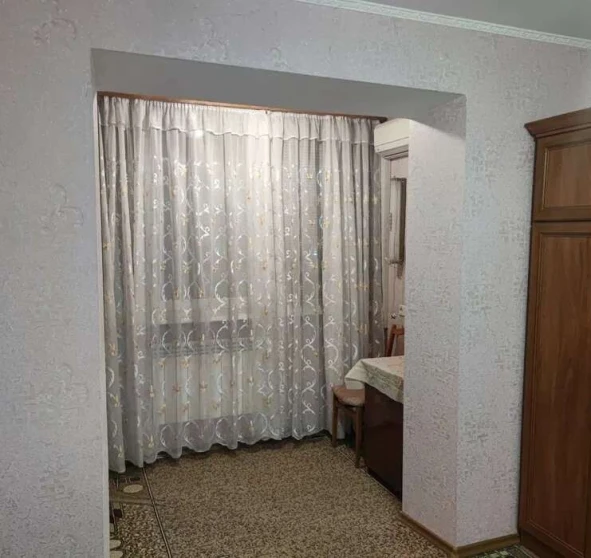 Foto 1. Dos Ambientes piso, en venta. Kyiv Дарницкий район, Vyrlytsia