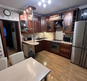 Фото 2. Трикімнатна квартира, продаж. Київ Дарницкий район, Позняки