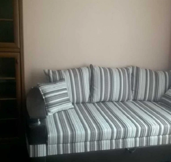 Foto 1. Monoambiente piso, en venta. Kyiv Дарницкий район, Pozniaky