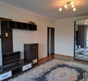 Фото 4. Трикімнатна квартира, продаж. Чубинське