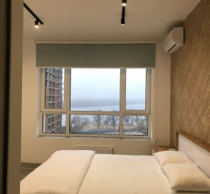 Фото 2. Трехкомнатная квартира, продажа. Киев Дарницкий район, Славутич