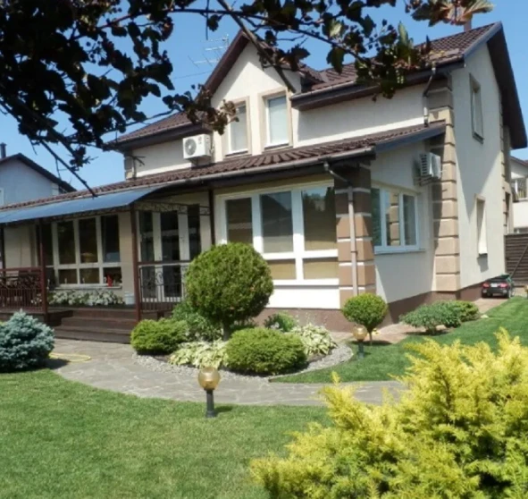 Foto 1. Casa, para alquilar. Kyiv Дарницкий район, Slavutych