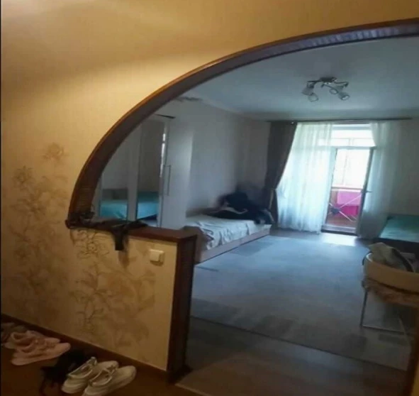 Photo 1. One-Room flat, for sale. Kyiv Соломенский район, Vokzalna