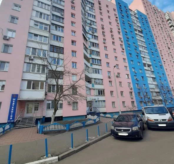 Фото 1. Трехкомнатная квартира, продажа. Киев Деснянський