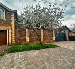 Foto 2. Casa, en venta. Kryvyi Rih Tsentralno-Miskyi