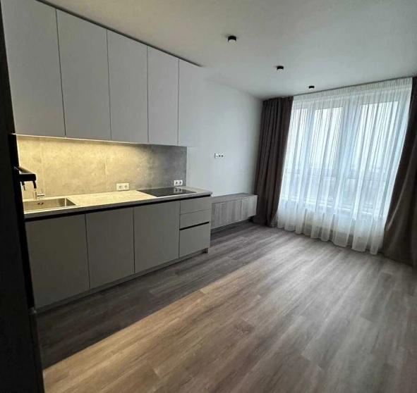 Foto 1. Monoambiente piso, en venta. Kyiv Голосеевский