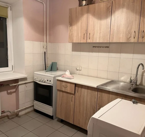 Zdjęcie 1. Kawalerka mieszkanie, na sprzedaż. Kyiv Голосеевский