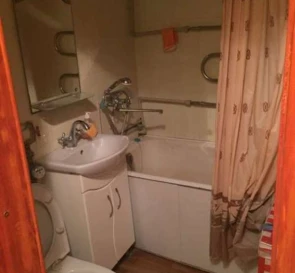 Foto 3. Tres Ambientes piso, en venta. Poltava Шевченковский (Октябрьский)