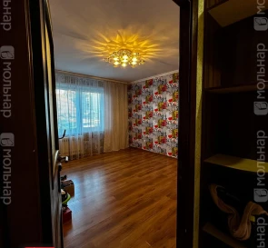 Foto 4. Tres Ambientes piso, en venta. Salihorsk
