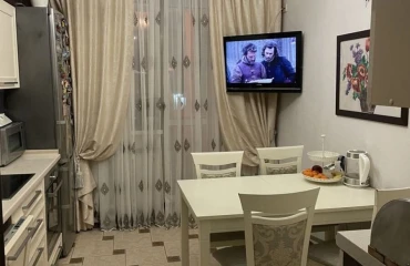 Zdjęcie Kawalerka mieszkanie, na sprzedaż. Kyiv Голосеевский, Demiivska
