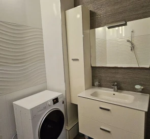 Foto 3. Tres Ambientes piso, en venta. Poltava Шевченковский (Октябрьский)