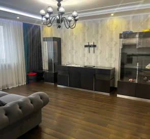 Фото 3. Трикімнатна квартира, продаж. Київ Голосеевский, Деміївська
