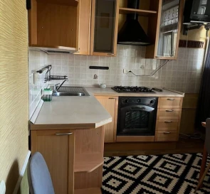Foto 2. Tres Ambientes piso, en venta. Poltava Шевченковский (Октябрьский)