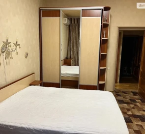 Foto 4. Tres Ambientes piso, en venta. Poltava Шевченковский (Октябрьский)