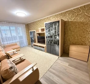 Foto 3. Tres Ambientes piso, en venta. Sofiivska Borshchahivka