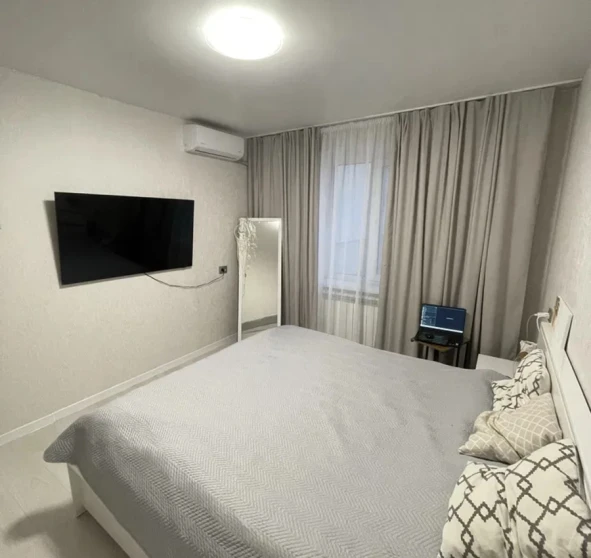 Foto 1. Dos Ambientes piso, en venta. Poltava Шевченковский (Октябрьский)
