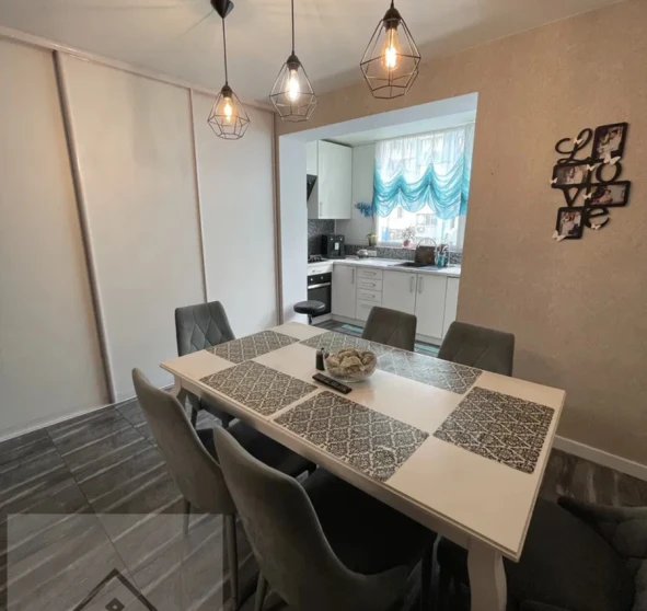 Foto 1. Dos Ambientes piso, en venta. Poltava