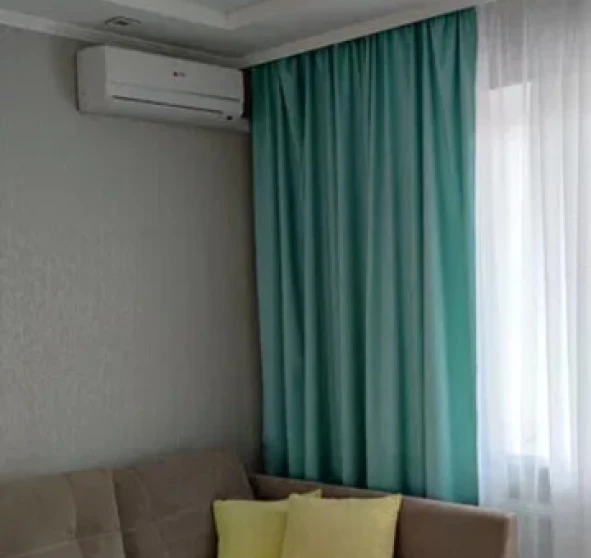 Fotografie 1. Garsonieră apartament, de închiriat. Poltava Шевченковский (Октябрьский)