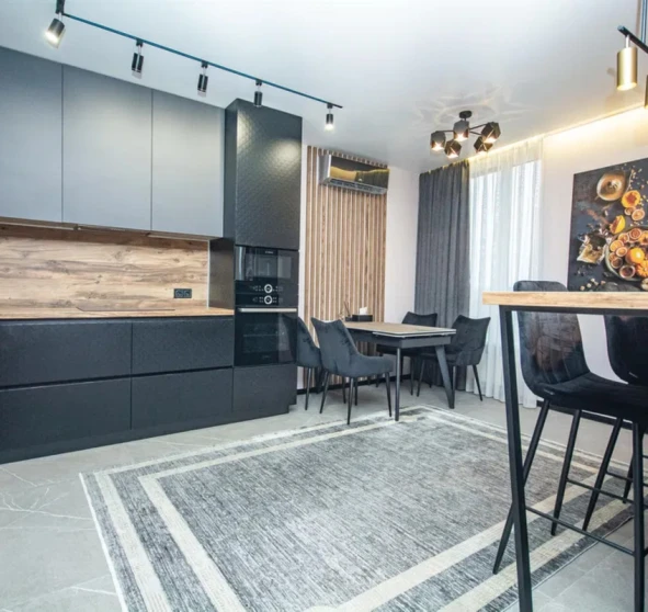 Foto 1. Tres Ambientes piso, en venta. Kyiv Голосеевский