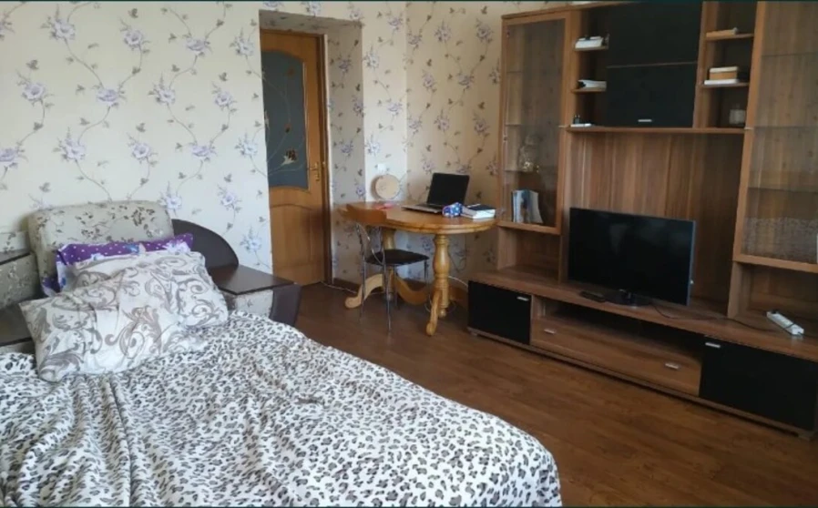 Foto 1. Monoambiente piso, para alquilar. Poltava Шевченковский (Октябрьский)