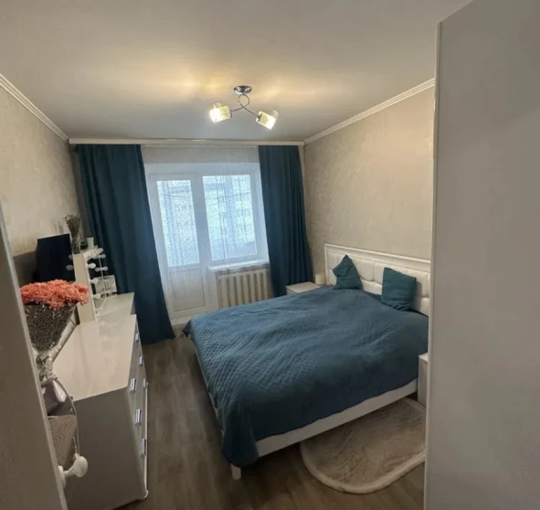 Photo 1. Three-Room flat, for sale. Poltava Подольский