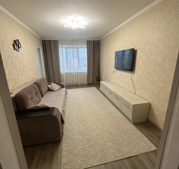 Фото 1. Трикімнатна квартира, продаж. Полтава Подольский